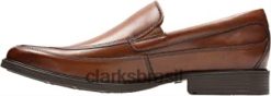 Clarks homens mocassim masculino sem tilden clarks couro marrom escuro RJZRN1445 couro marrom escuro