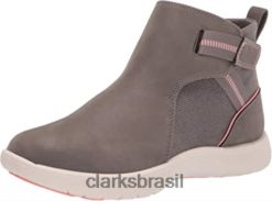 Clarks mulheres Bota Clarks Feminina Adella Cove Stone Textil RJZRN1755 têxtil de pedra