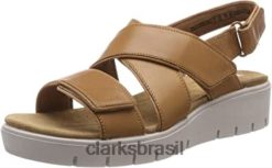 Clarks mulheres sandálias femininas un karely dew com tiras nas costas clarks couro marrom claro RJZRN1199 couro marrom claro