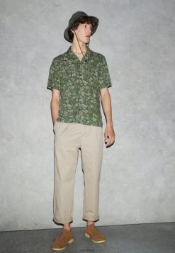 Clarks unissex deserto khan casual amarrar cola clarks RJZRN7150 Cola